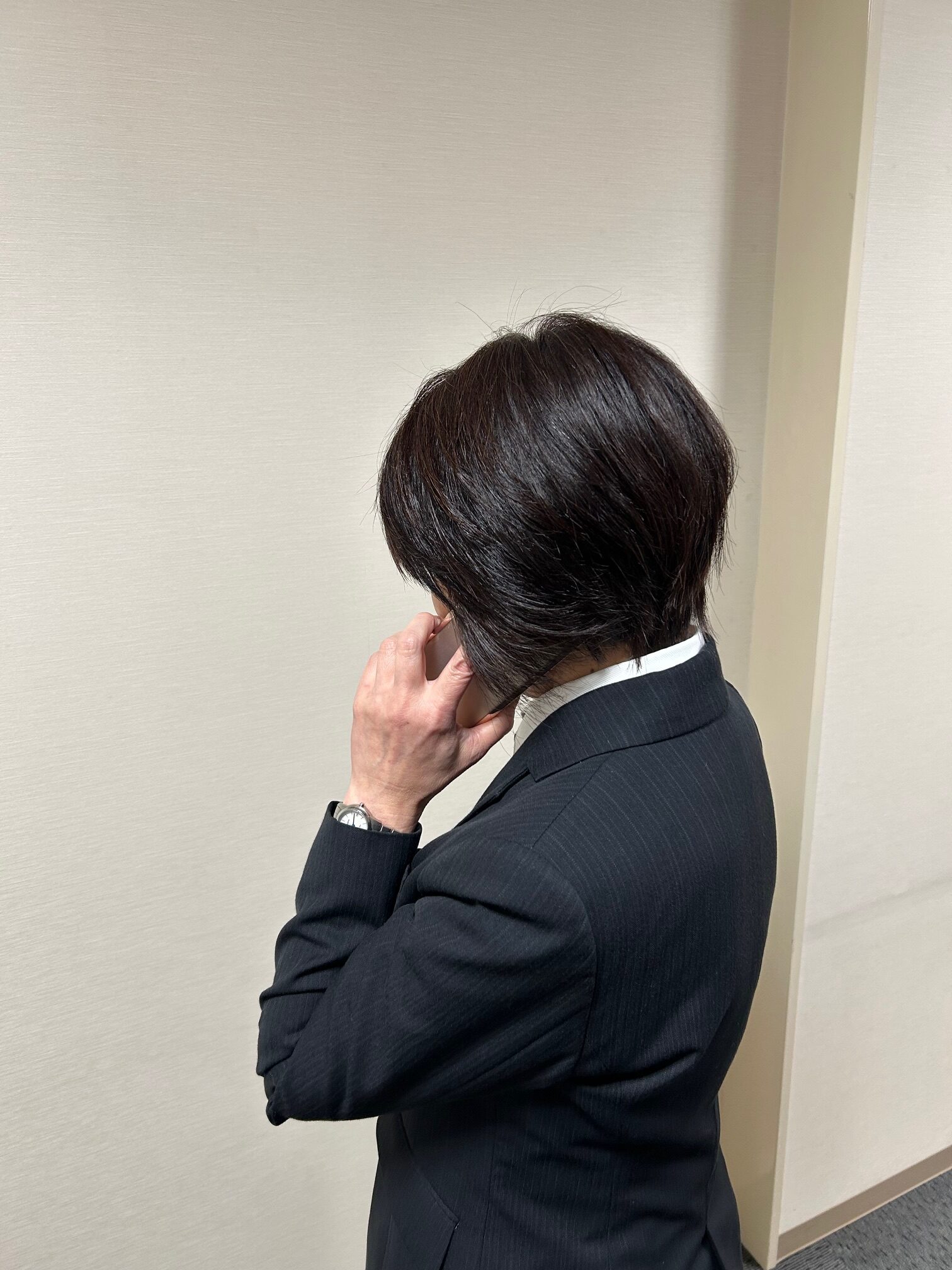 訃報の連絡、誰にどこまで伝えるべき？